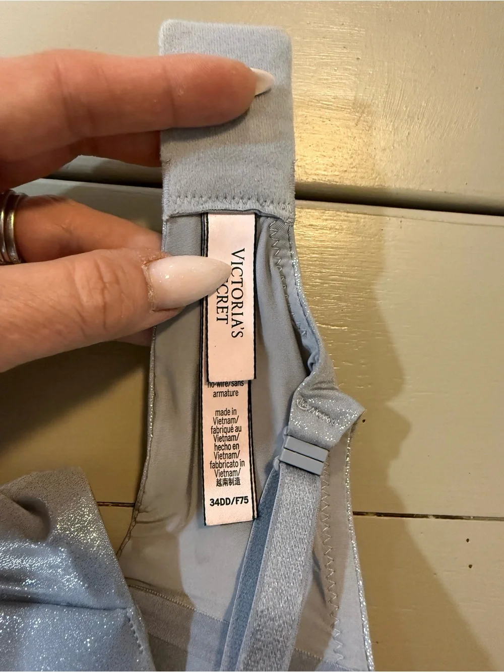 Victoria's Secret Shimmery Silver Wireless PushUp Bra